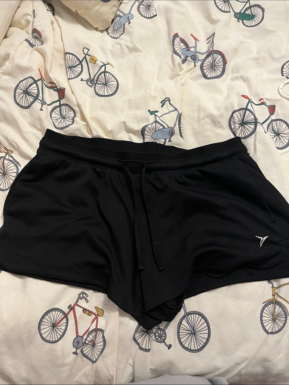 7/$20 Old Navy Black Women's Athletic Drawstring Shorts with Side Pockets 7/$20